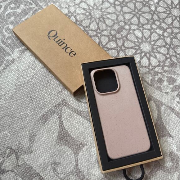 NEW Quince Bio IPhone Case 15 Pro Blush Pink - Picture 1 of 4